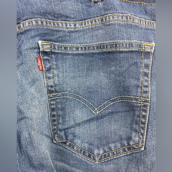 Levi’s 511 Jeans Mens Size 42x32 Medium Wash Straight Leg (Back Patch Missing) - Picture 4 of 10
